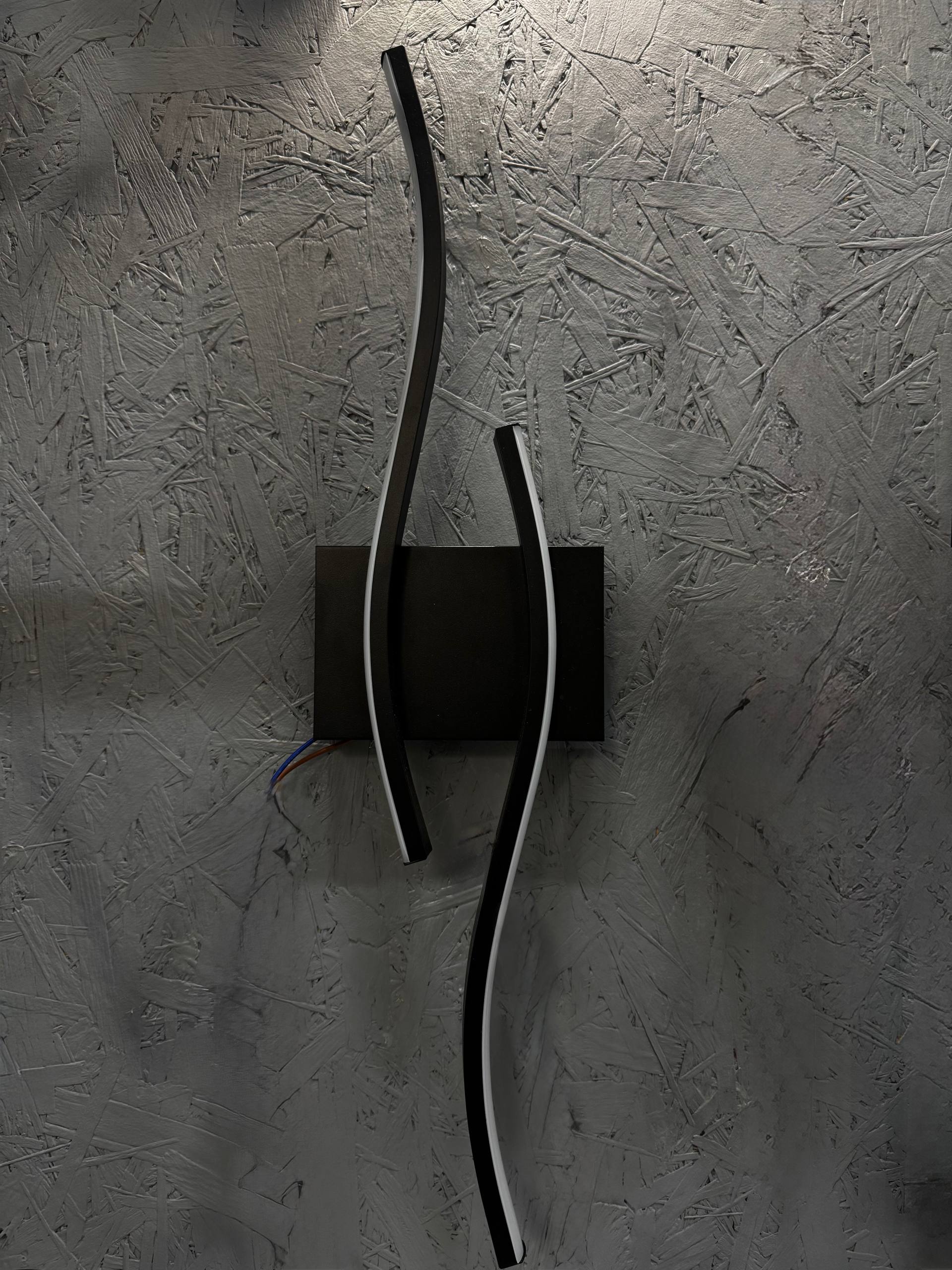 Елегантне бра з трьома LED-режимами, чорне, з акриловим розсіювачем - Зображення 10