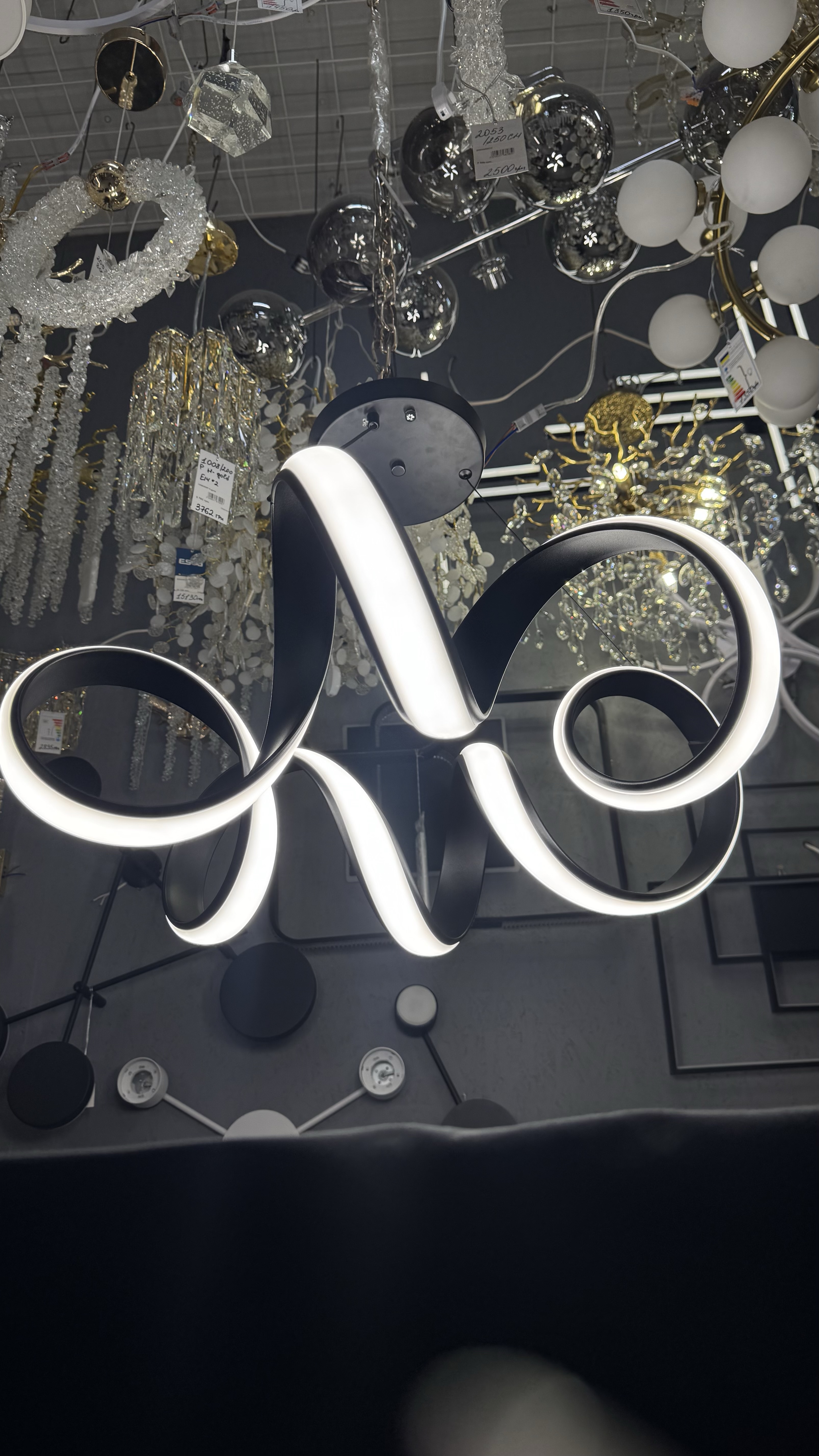 Світлодіодна підвісна люстра, чорна, 169W - Зображення 23