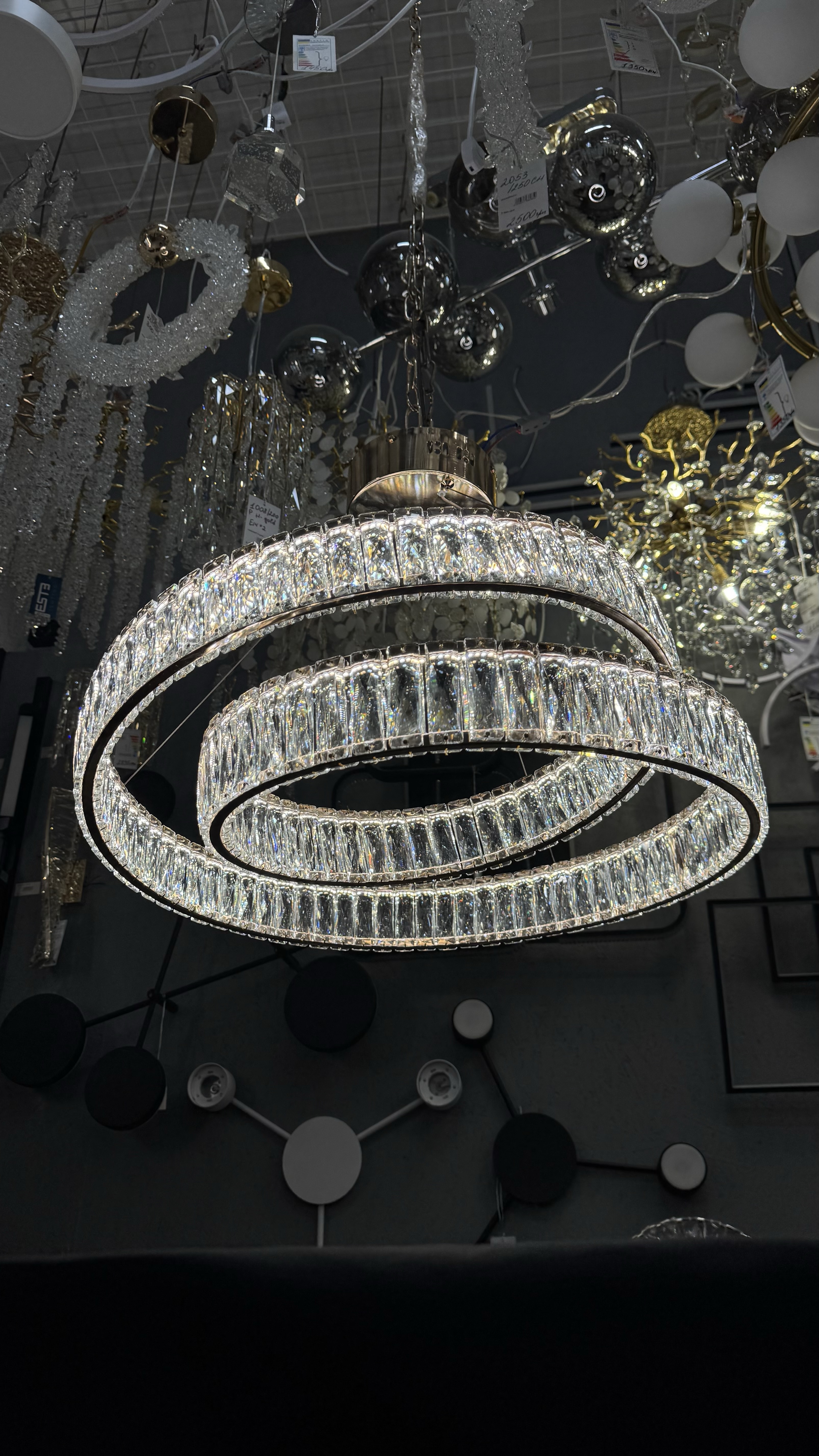 Сучасний підвісна LED-люстра з пультом, 60 см - Зображення 2