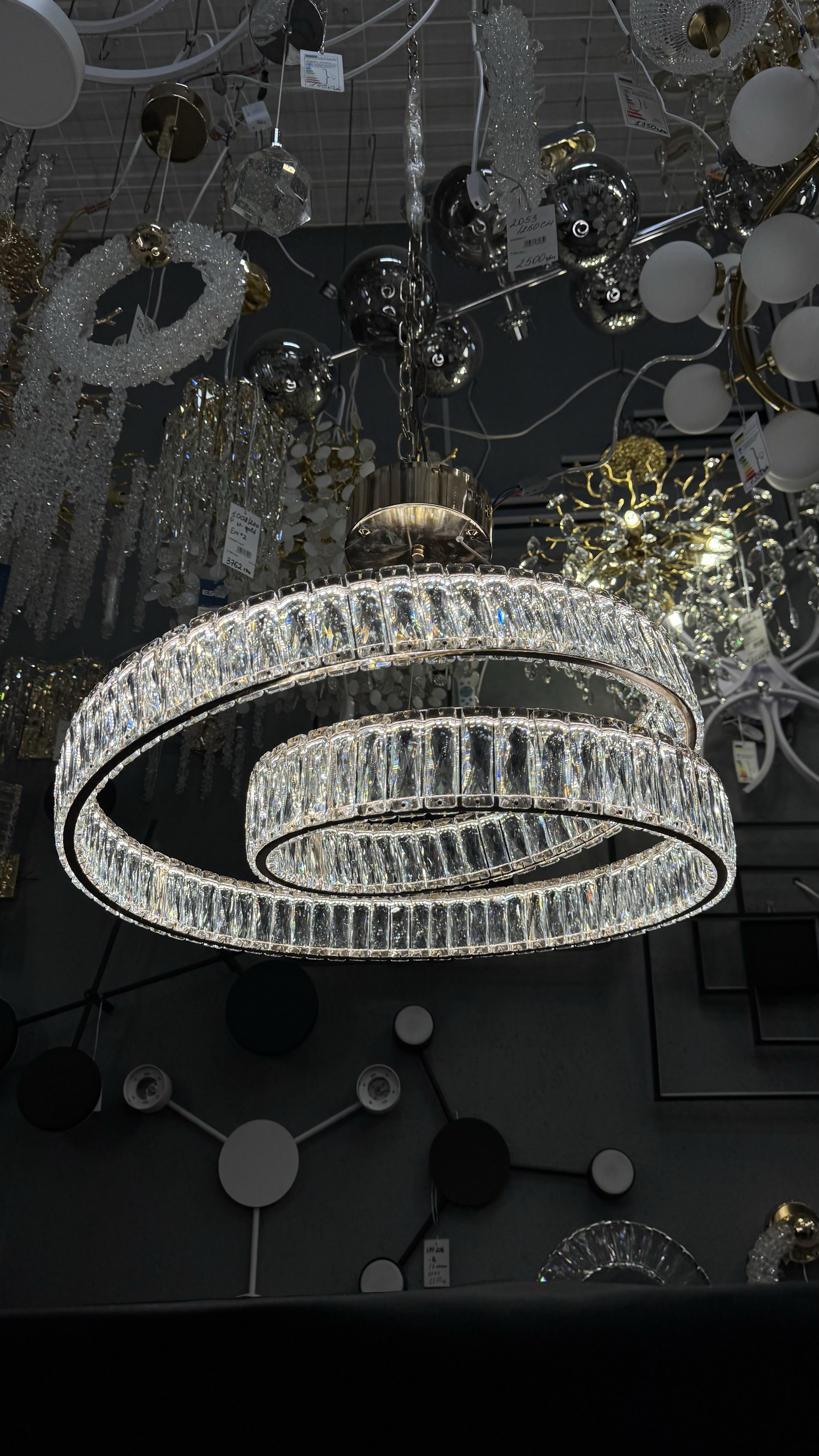 Сучасний підвісна LED-люстра з пультом, 60 см - Зображення 11