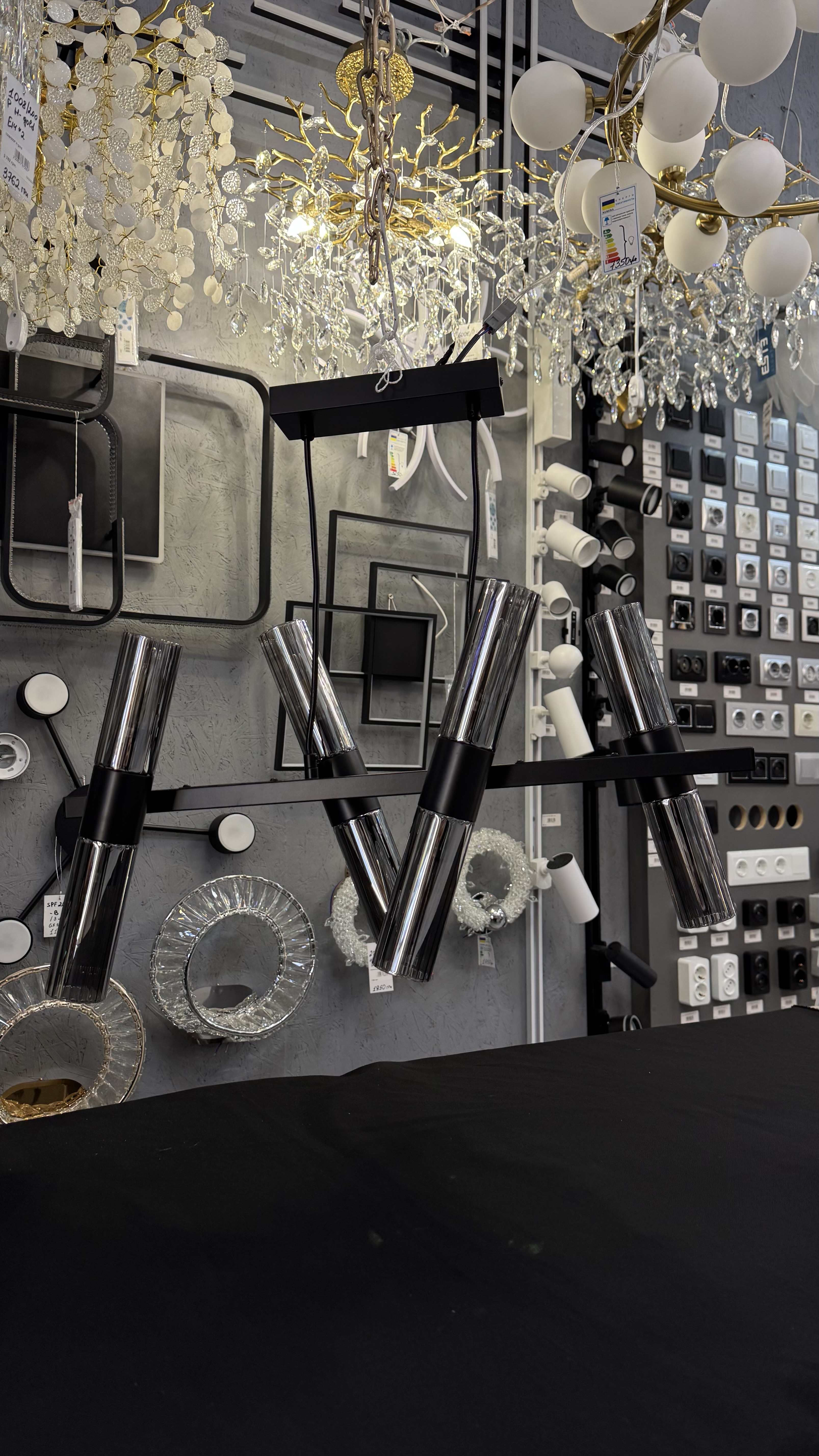 Ardero AURORA підвісна чорна люстра на 8 ламп E14 - Зображення 18