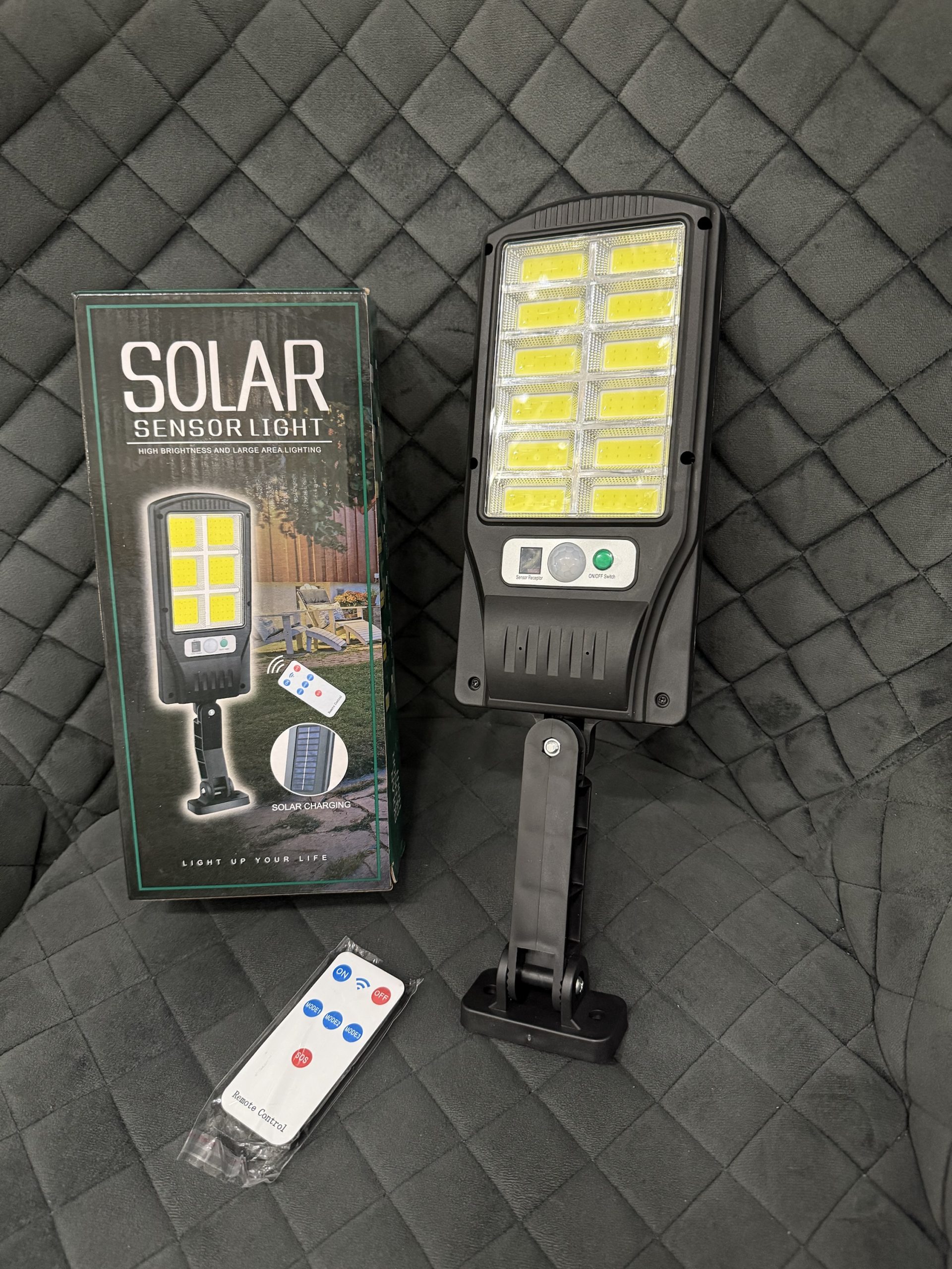 Прожектор на сонячній панелі з аккумулятором і датчиком руху - Зображення 11