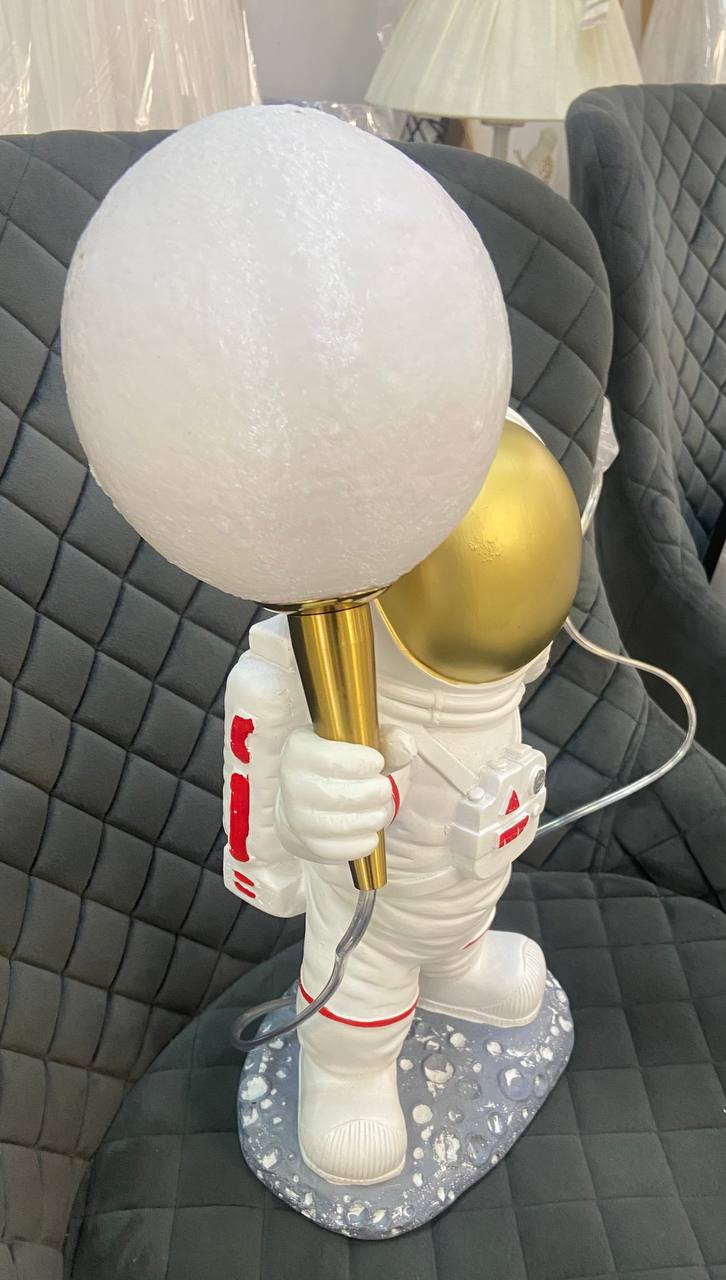 Настільна лампа "Космонавт" з місячним плафоном - Зображення 6