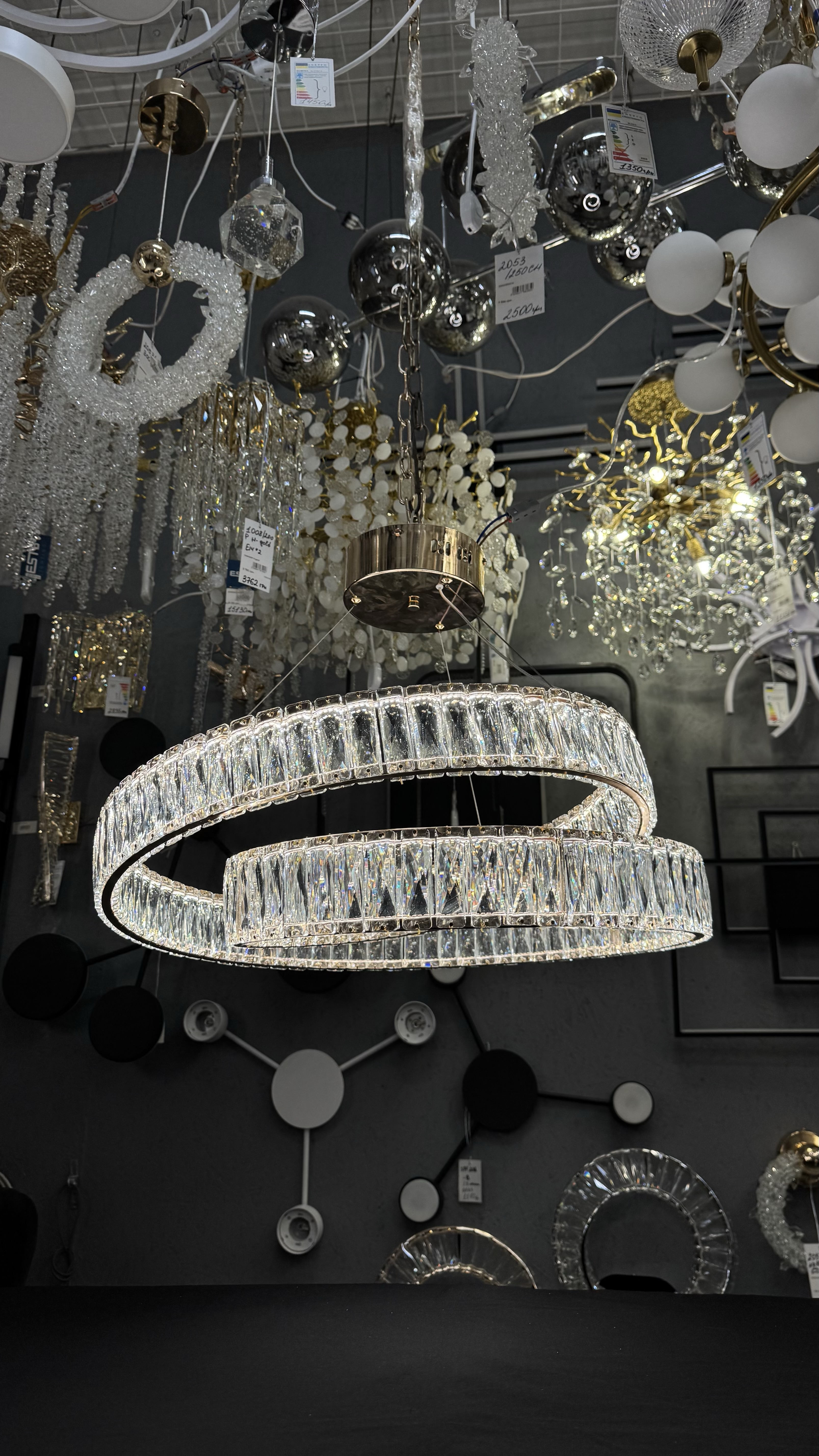 Сучасний підвісна LED-люстра з пультом, 60 см - Зображення 4