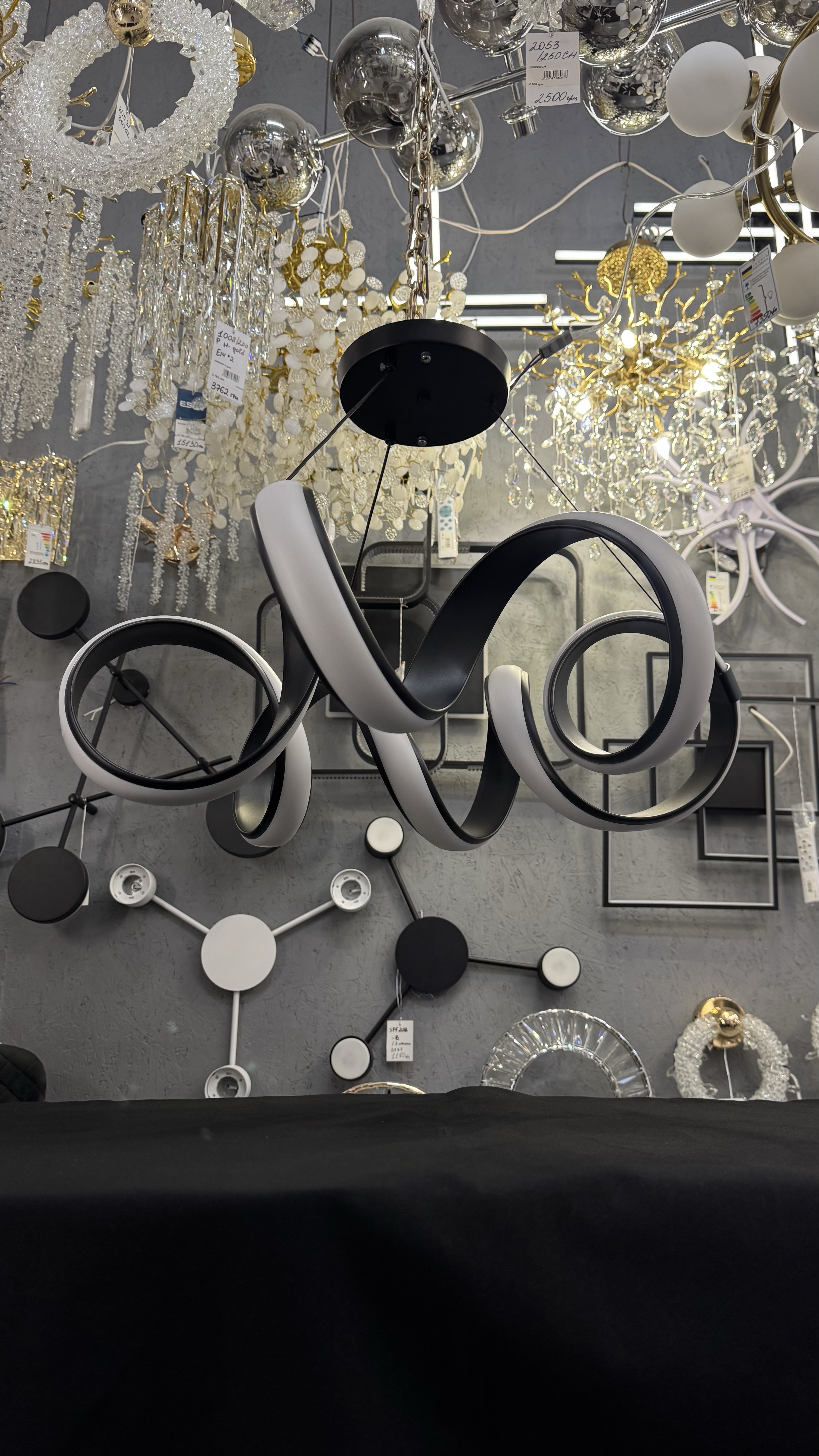 Світлодіодна підвісна люстра, чорна, 169W - Зображення 19