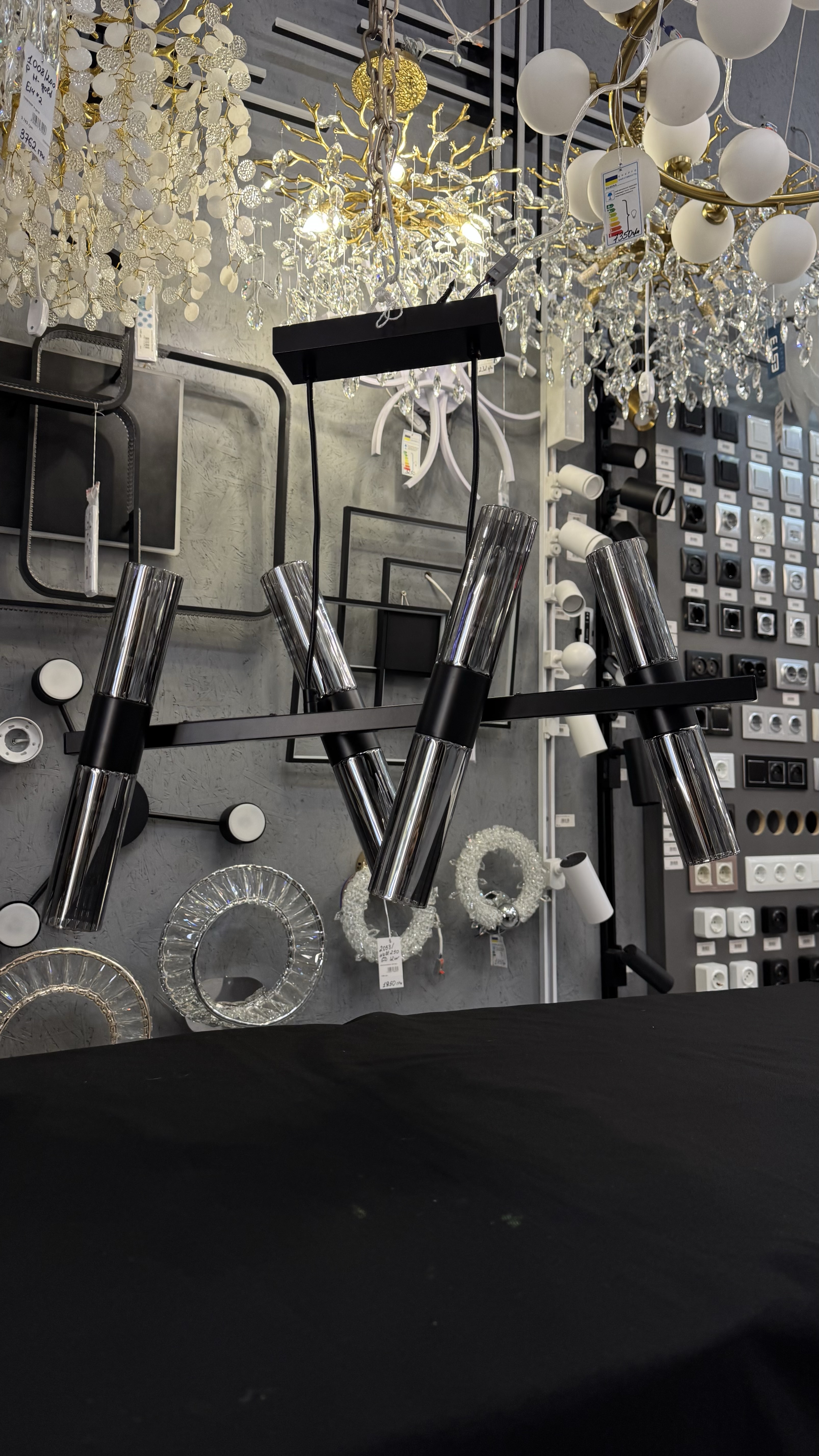 Ardero AURORA підвісна чорна люстра на 8 ламп E14 - Зображення 19