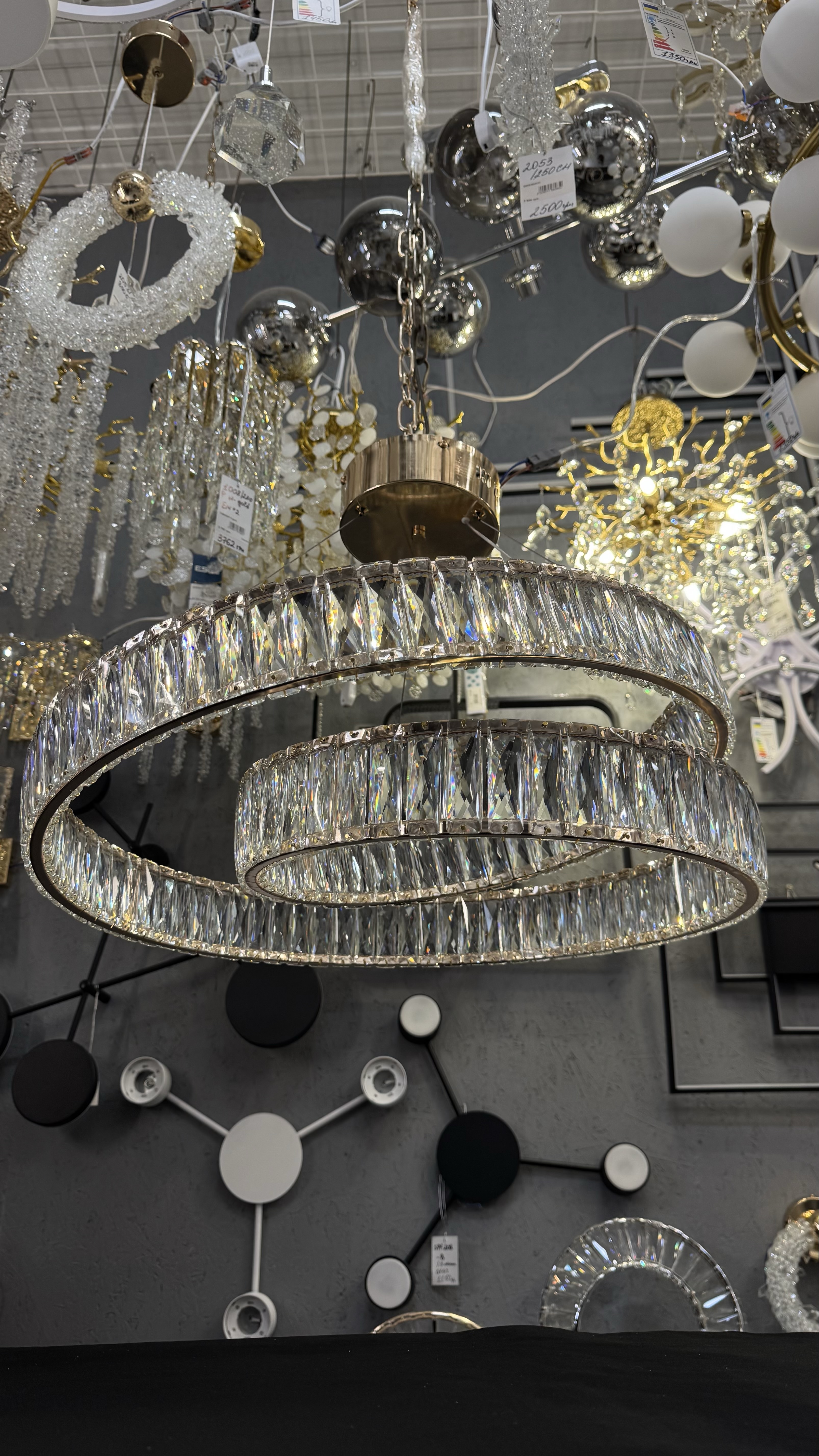 Сучасний підвісна LED-люстра з пультом, 60 см