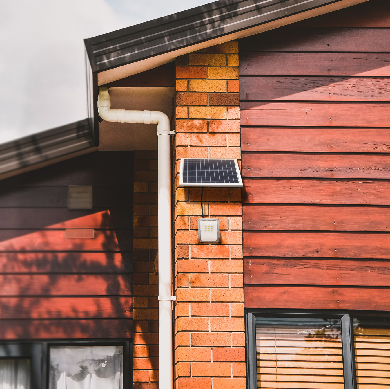 LED прожектор автономний VIDEX 600Lm 5000K Сенсорний - Зображення 2