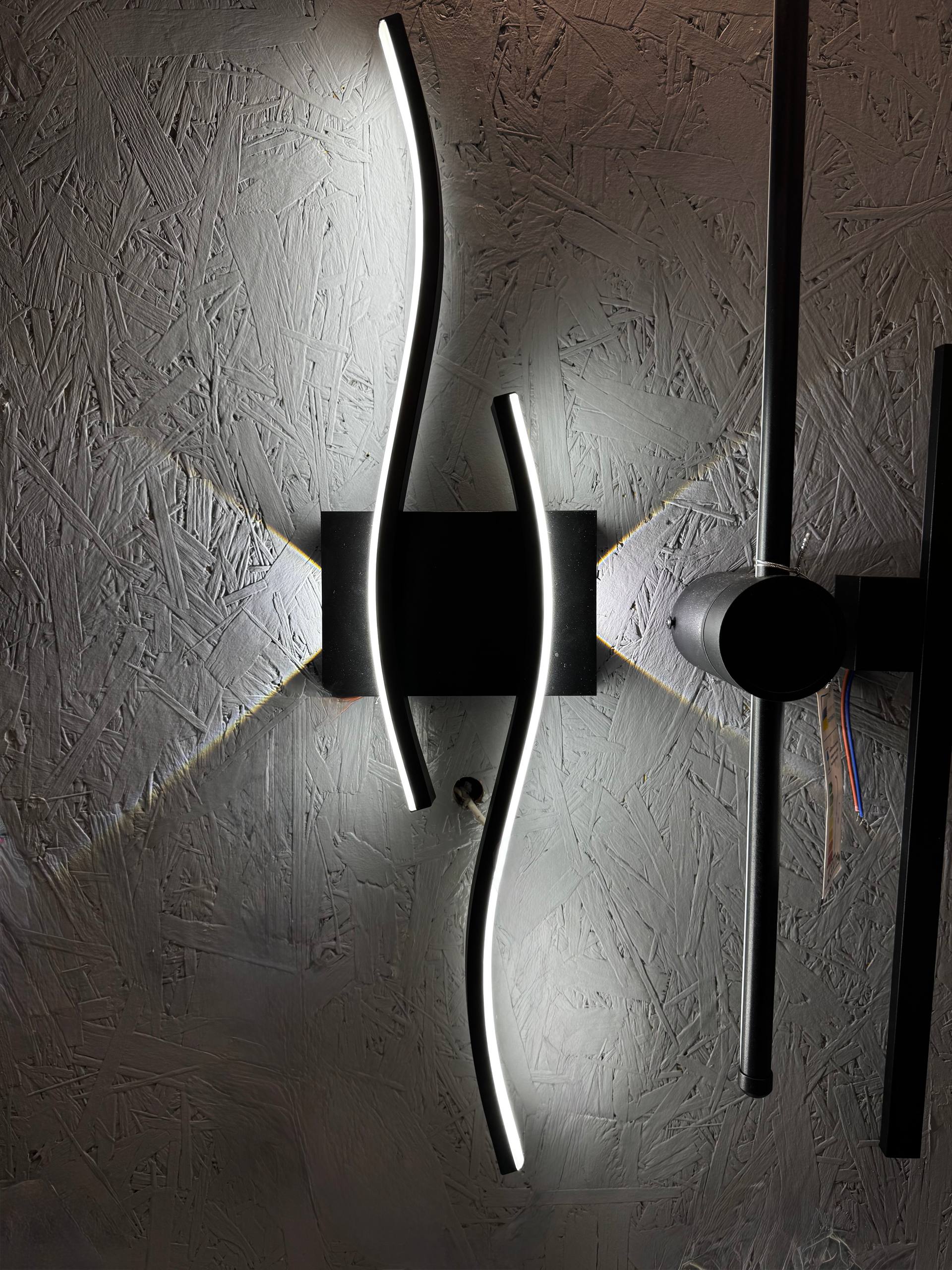 Елегантне бра з трьома LED-режимами, чорне, з акриловим розсіювачем - Зображення 9