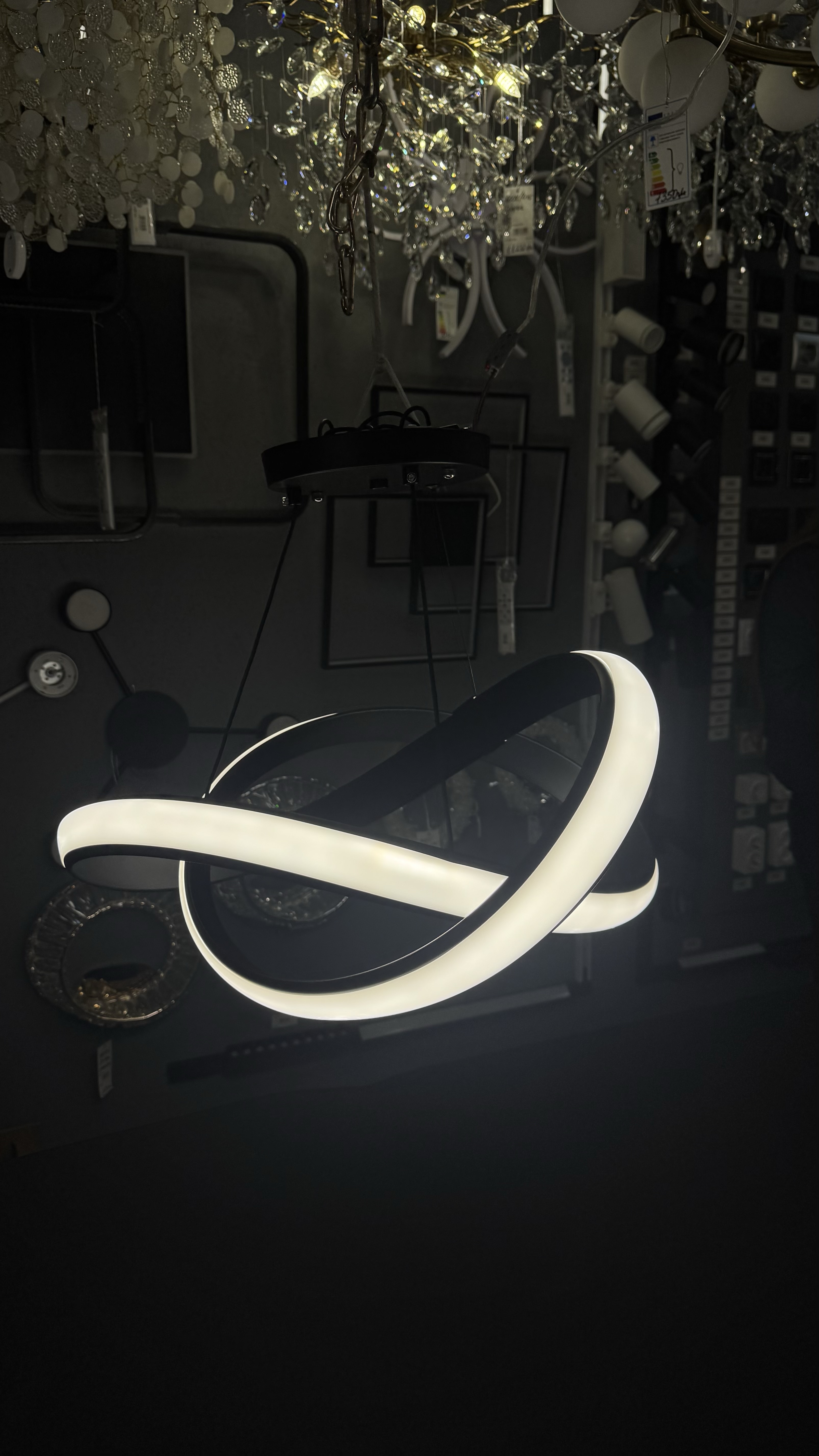 Підвісна LED-люстра на 152W з регулюванням висоти - Зображення 5