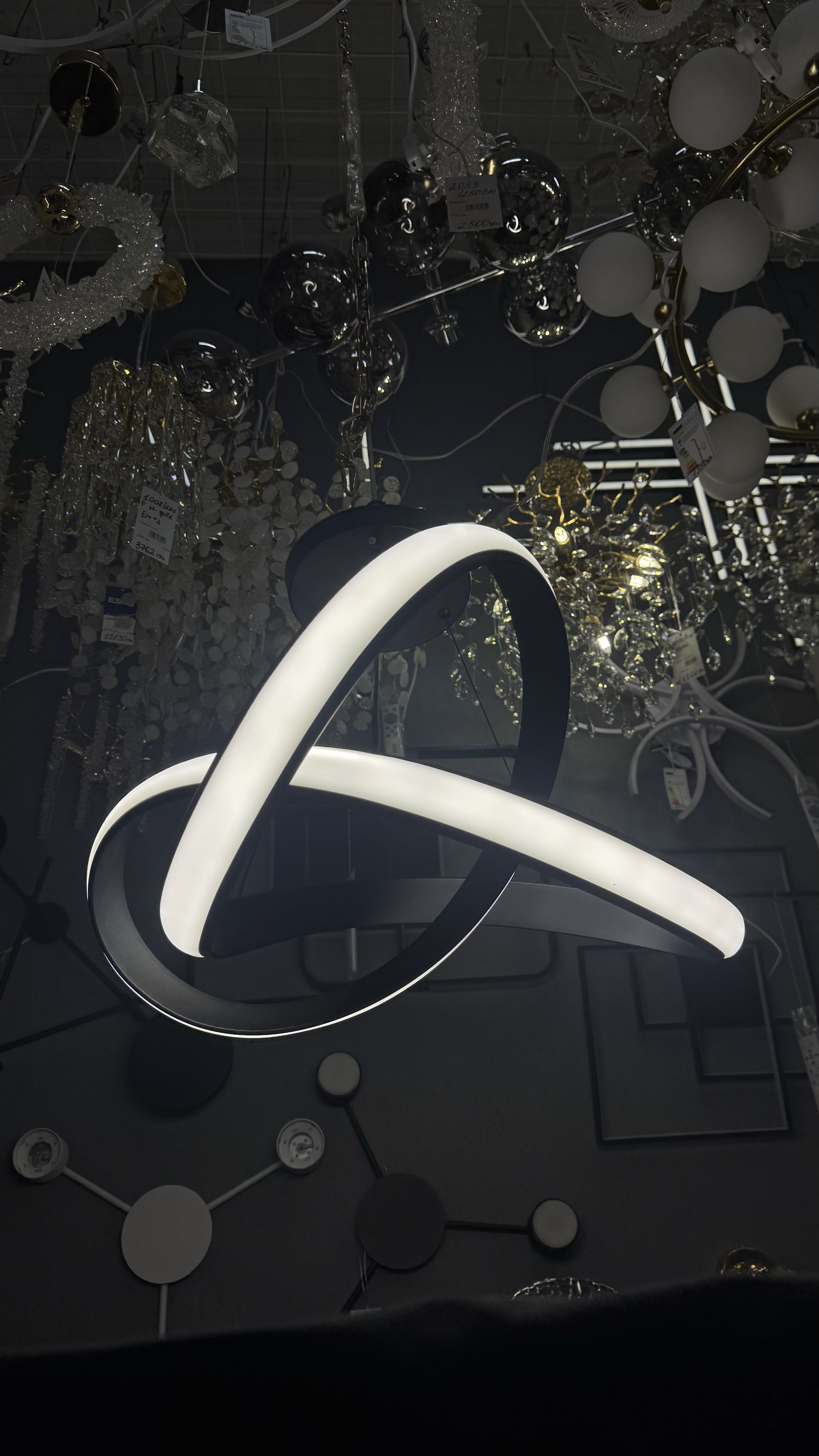 Підвісна LED-люстра на 152W з регулюванням висоти - Зображення 7