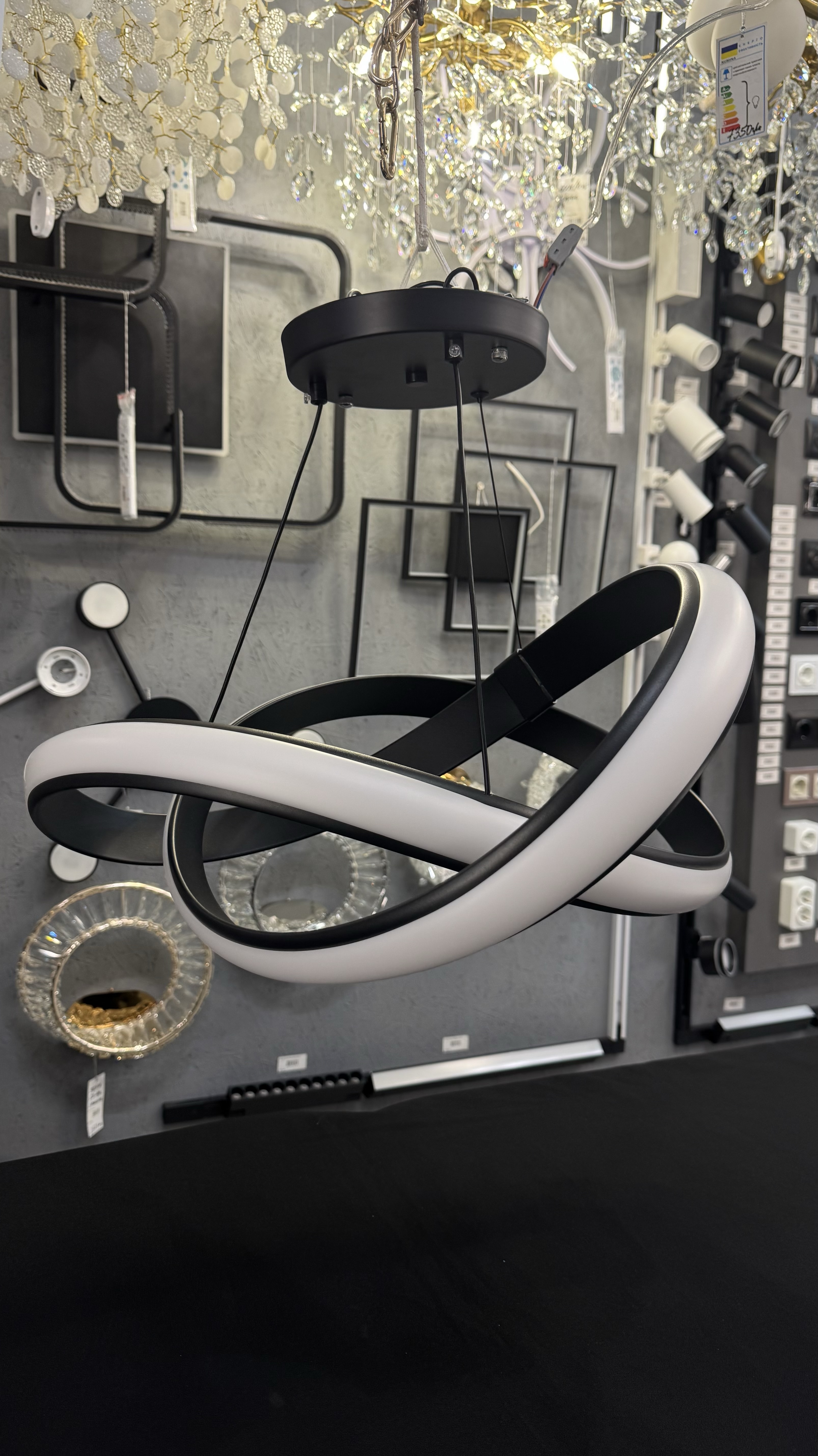 Підвісна LED-люстра на 152W з регулюванням висоти - Зображення 8