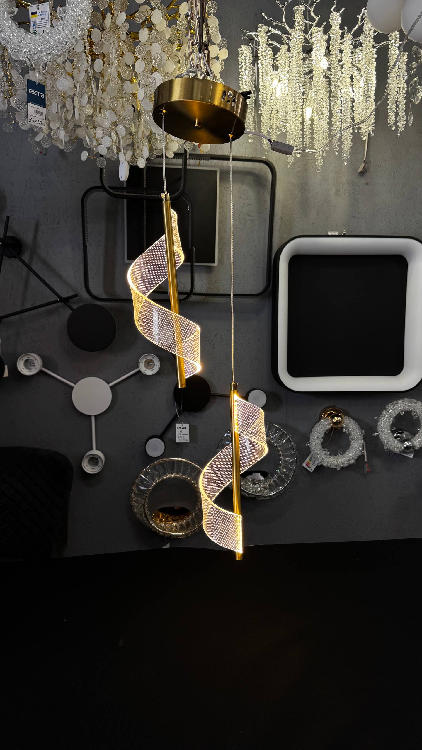 Сучасний подвійний дизайнеський підвіс в латуні 3500К тепле світло - Зображення 4