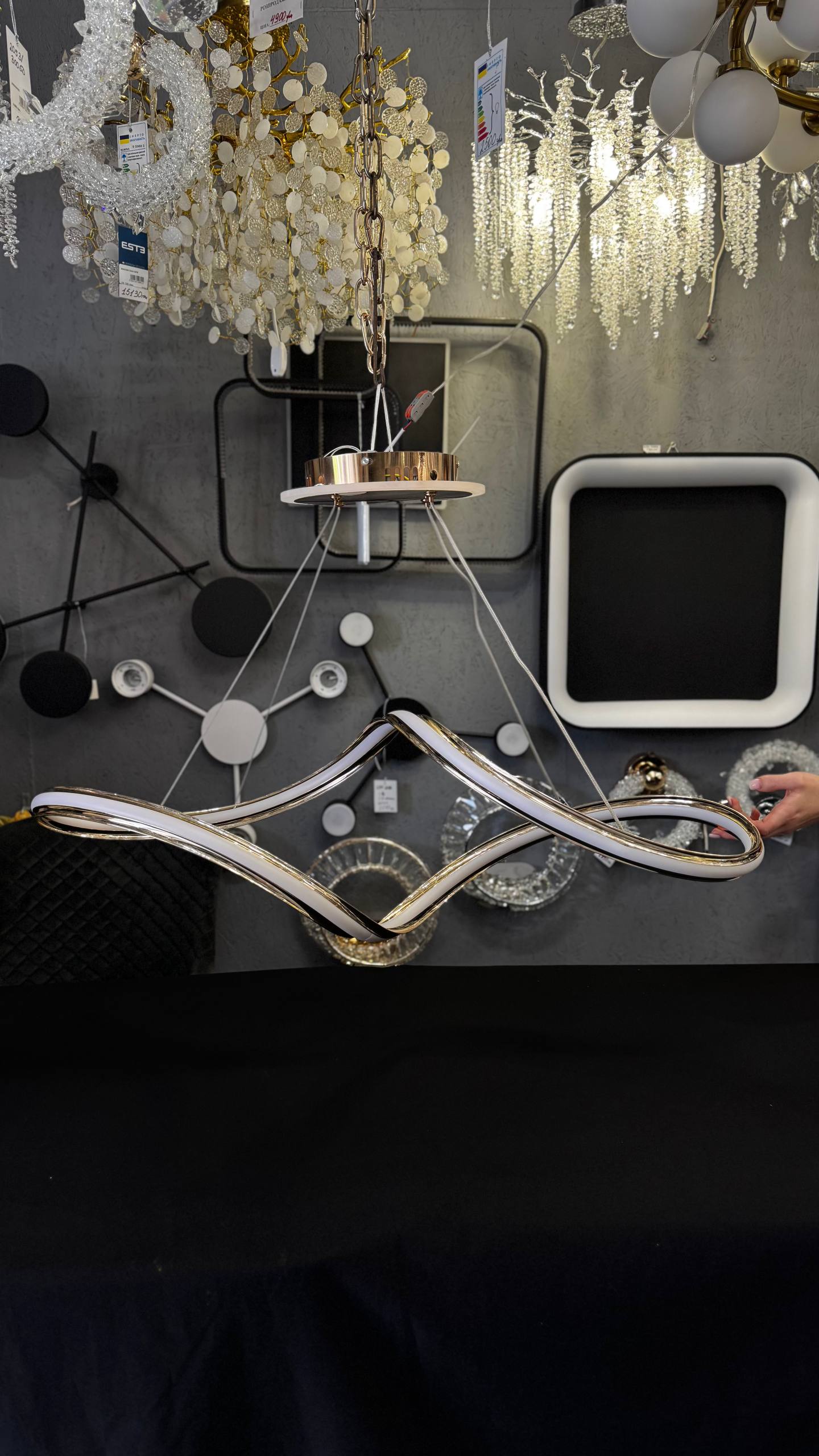 Підвісна LED люстра золото - Зображення 6