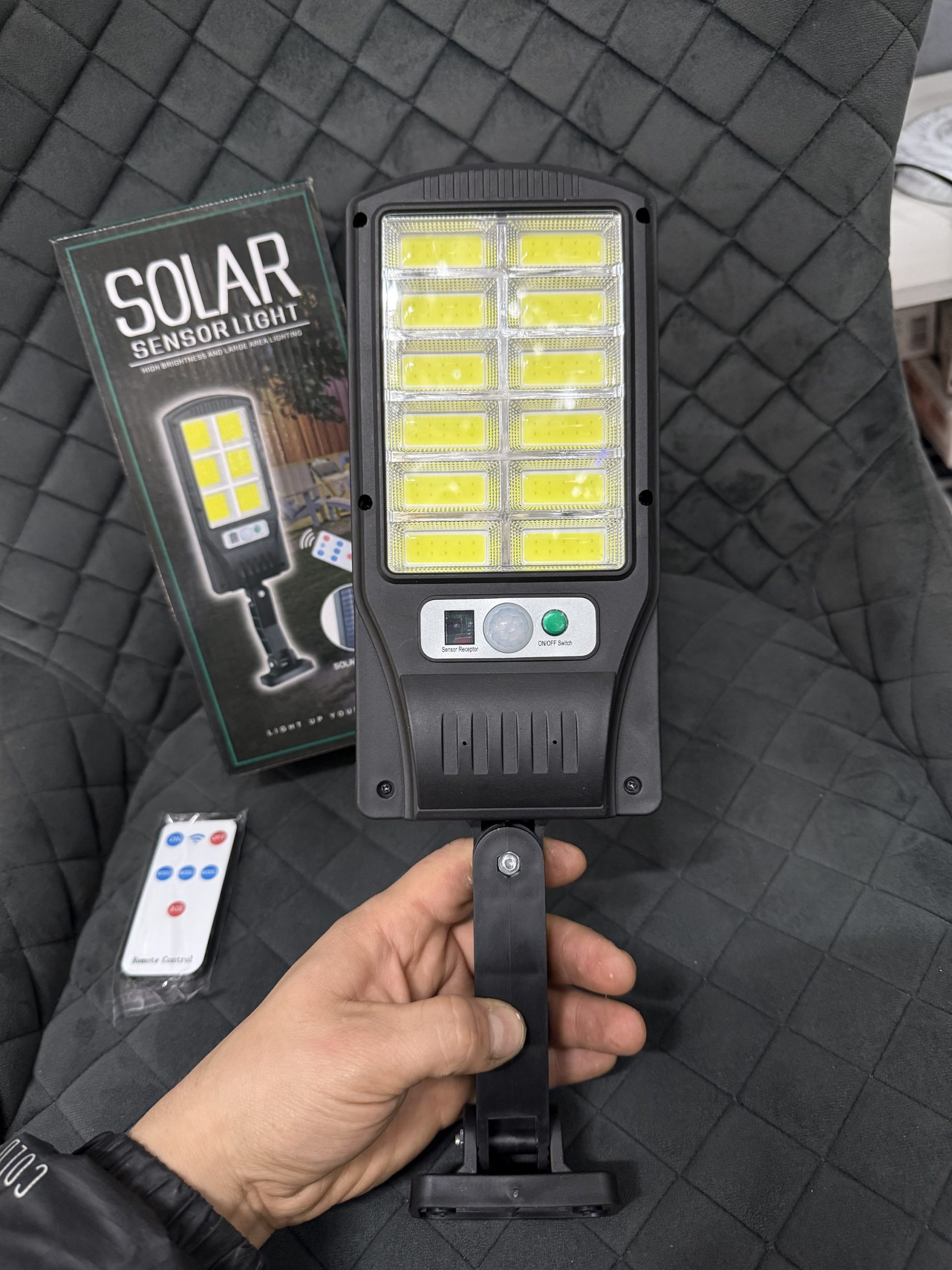 Прожектор на сонячній панелі з аккумулятором і датчиком руху - Зображення 8